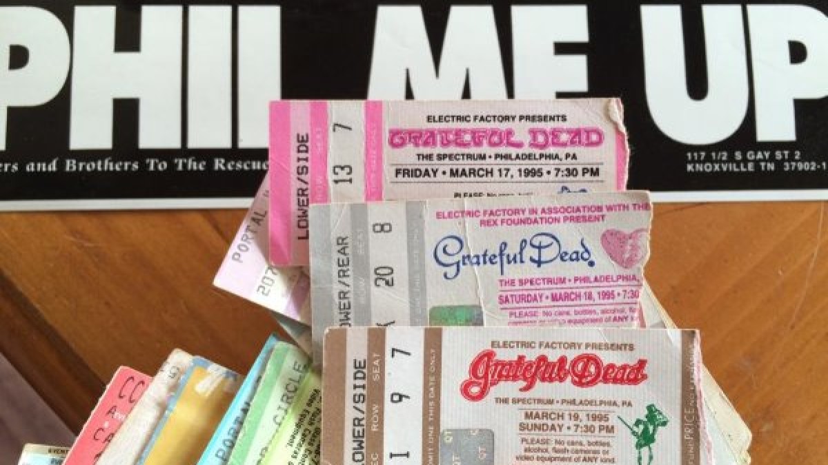Throwback Thursday | Grateful Dead Debut Unbroken Chain