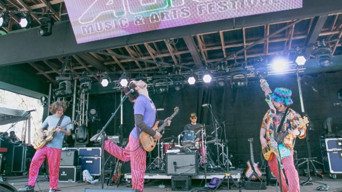 Tour Dates | Pigeons Playing Ping Pong Winter Tour