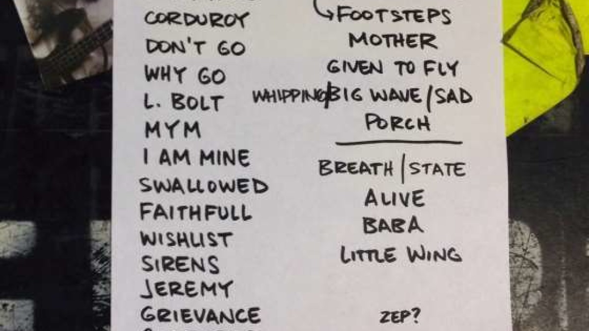 Pearl Jam Covers Hendrix And Play Slew Of Tour Debuts