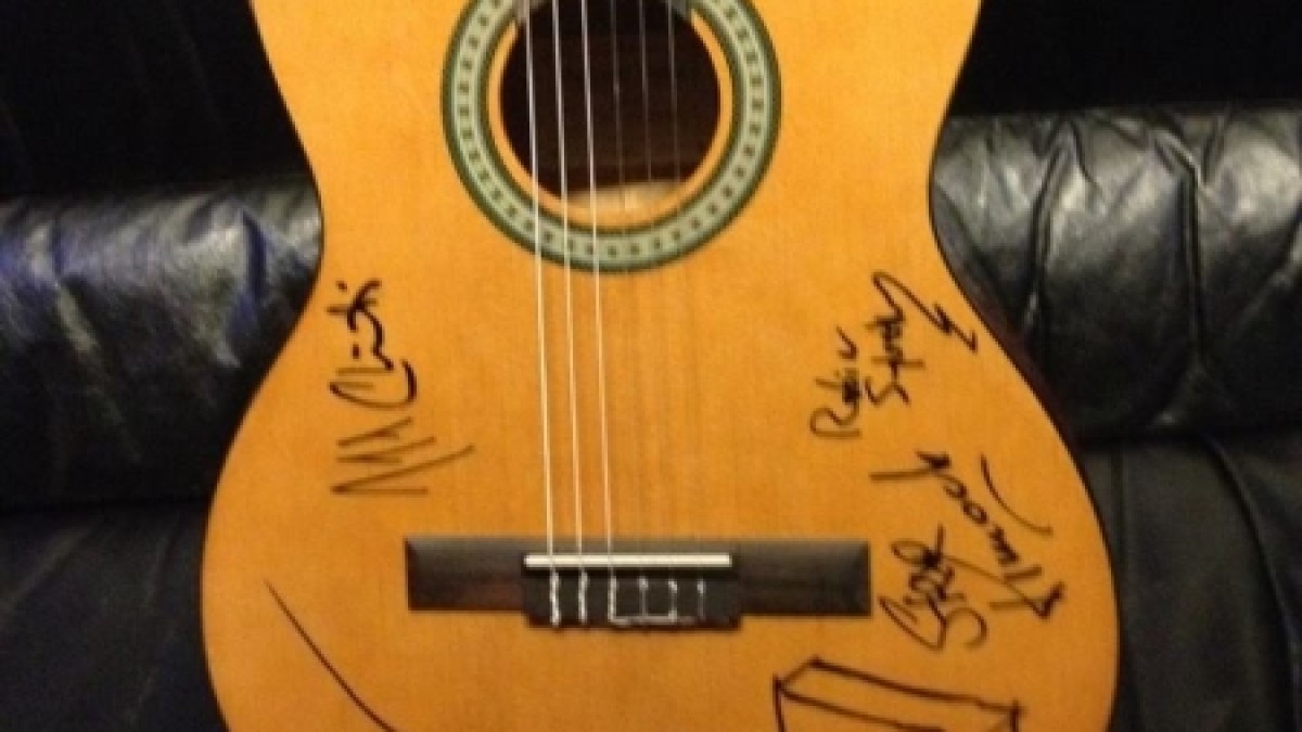 Music Heals International Offers Signed RatDog Guitar
