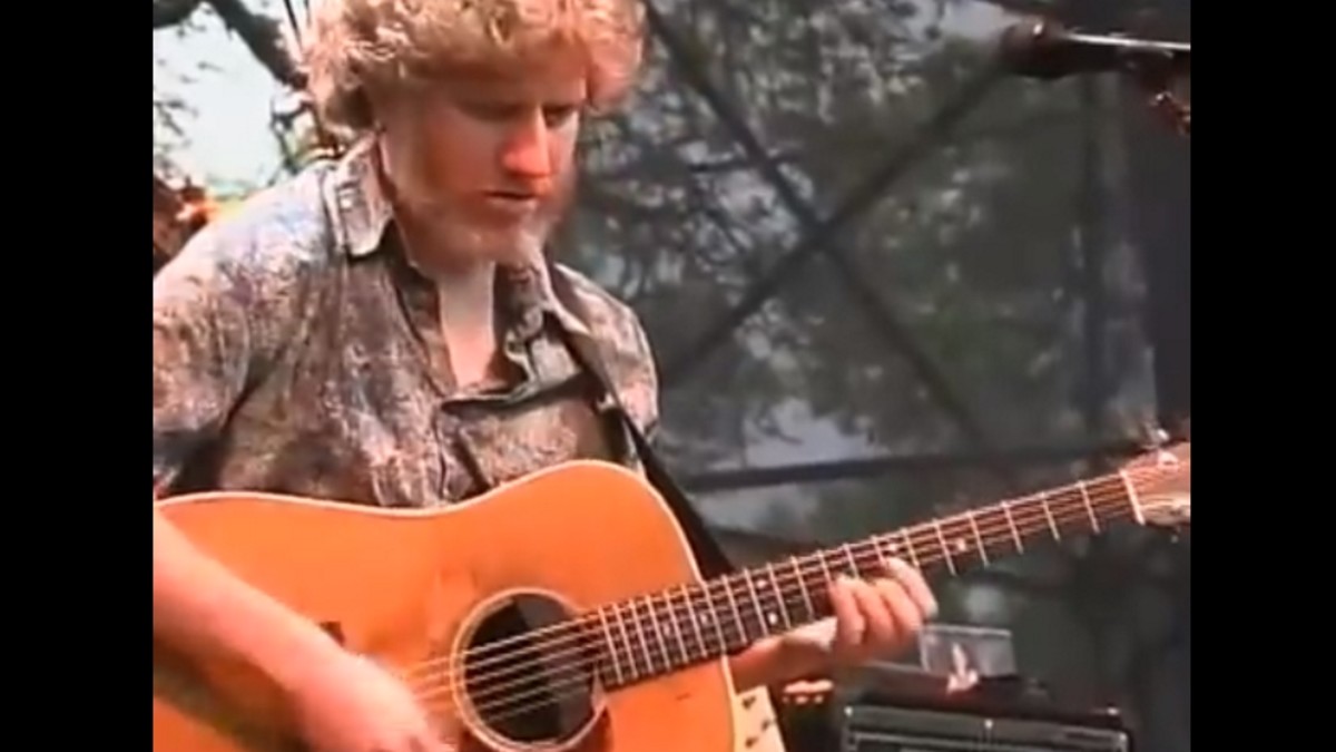 The String Cheese Incident Share 'Born On The Wrong Planet' Video From 2001