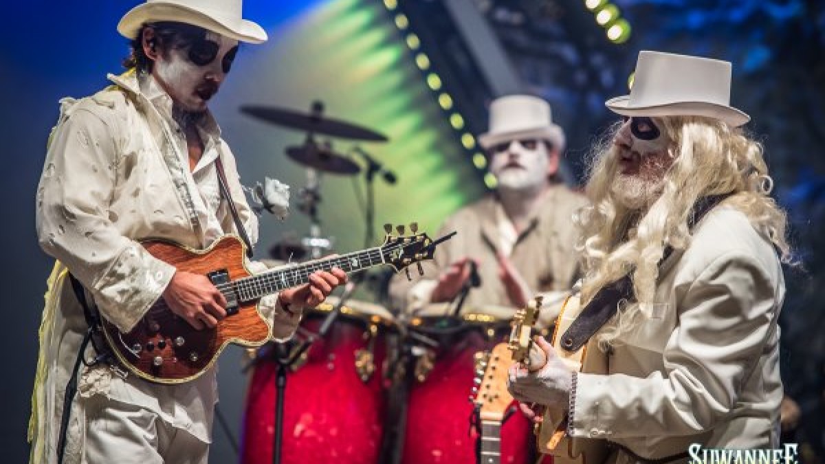 Suwannee Hulaween | The String Cheese Incident Afterlife