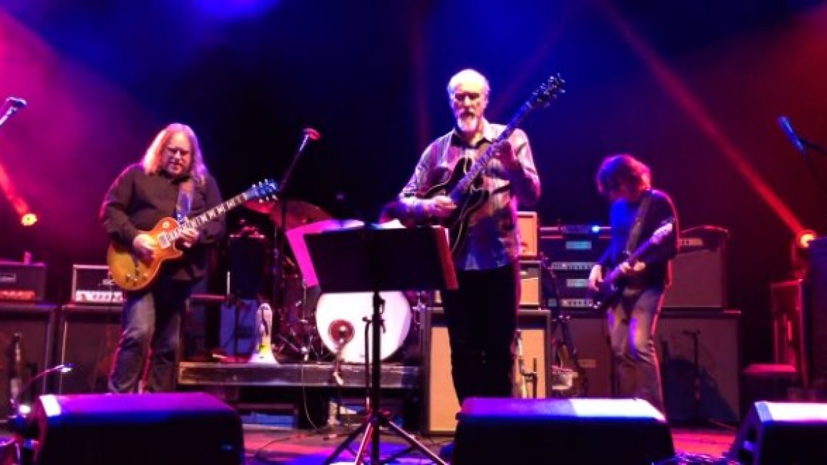 Govt Mule & John Scofield Unveil moe. Cover In Boston
