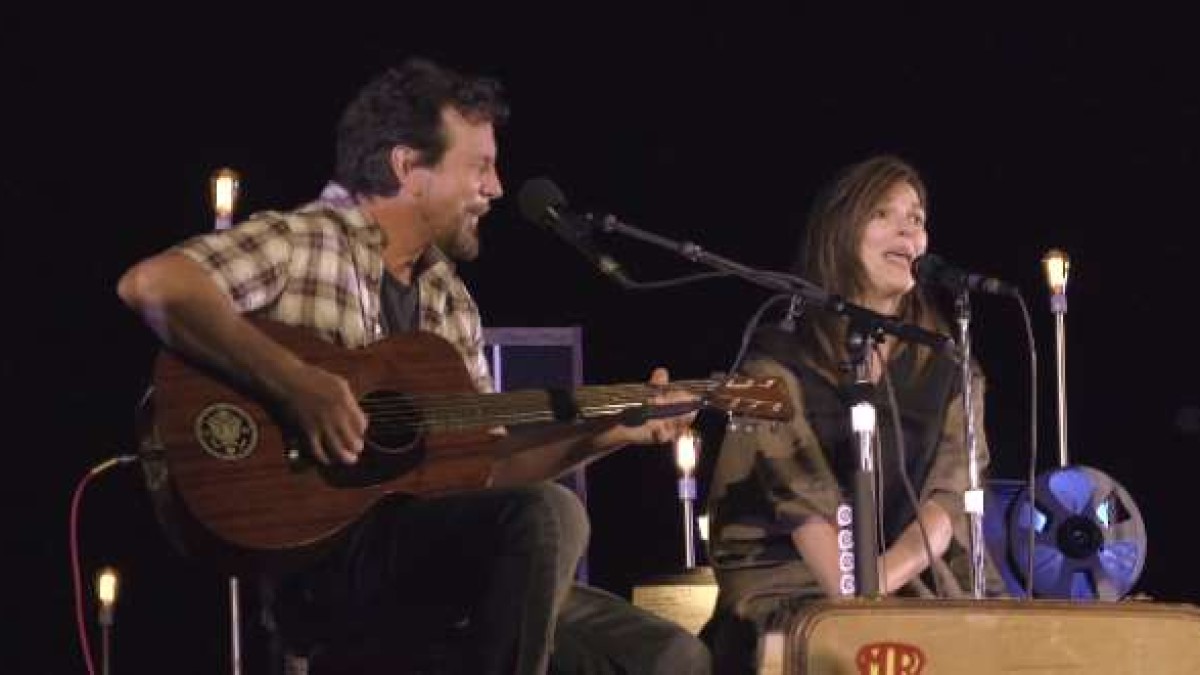 Cover Alert | Eddie Vedder And Tripplehorn Tackle Rolling Stones