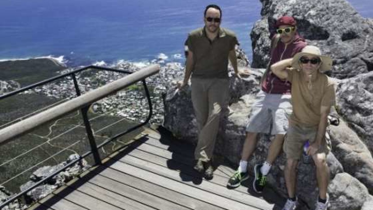 Dave Matthews Band Covers Rodriguez At South African Debut