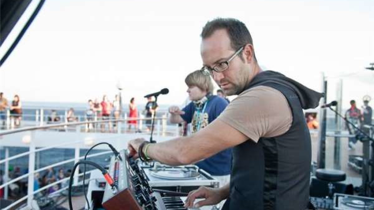 Space Disco To Return For Umphrey's After Party