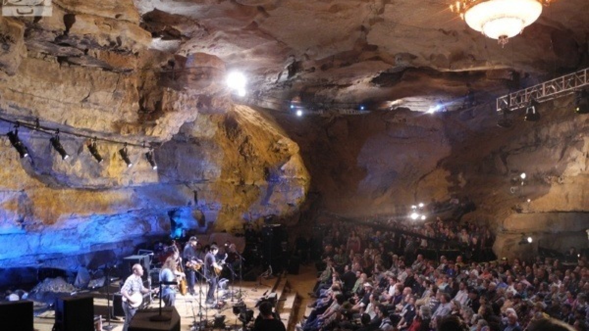 Greensky Bluegrass, Leftover Salmon & Railroad Earth | Bluegrass Underground