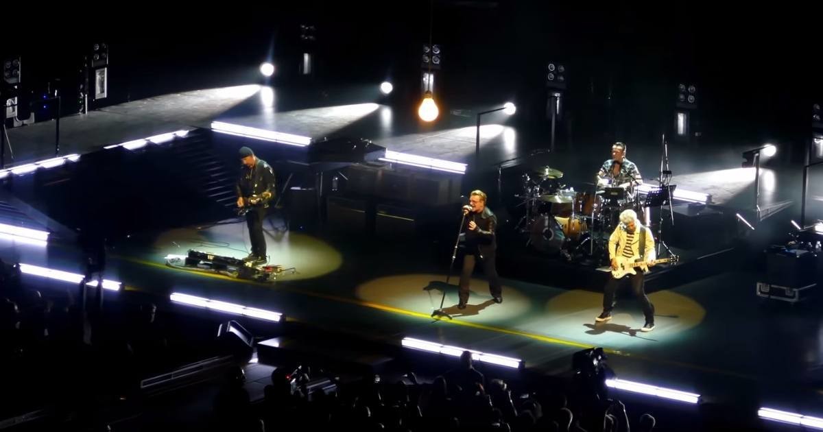 Video | U2 Busts Out Gloria In Chicago