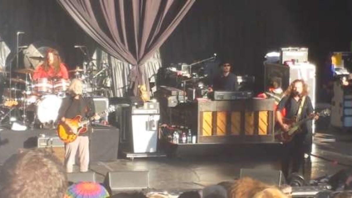 Videos: Bob Weir With Wilco And My Morning Jacket At Shoreline
