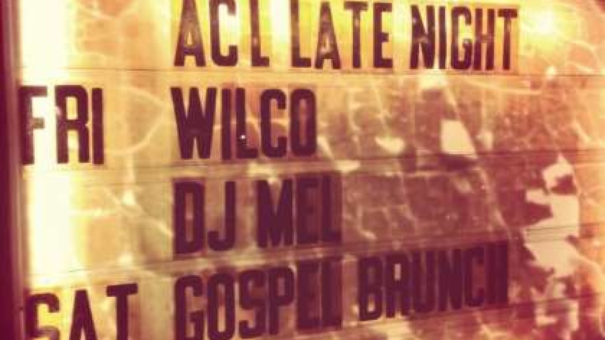 Wilco Covers Stones And Jams With Fiddler In Austin