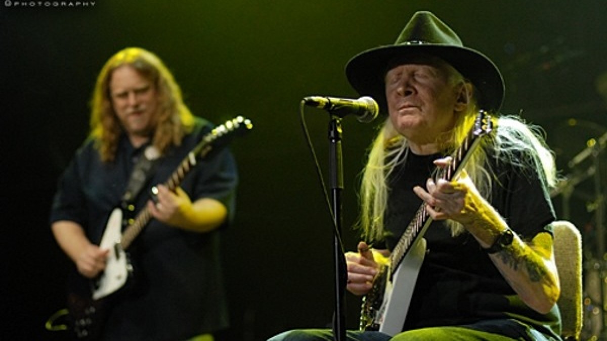 Gov't Mule Honors Johnny Winter At Minnesota Zoo