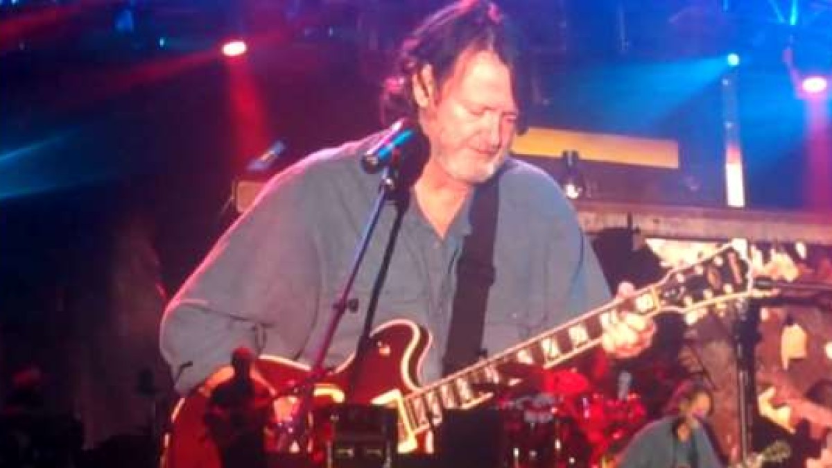 John Bell Plays Two Widespread Panic Songs With Zac Brown Band