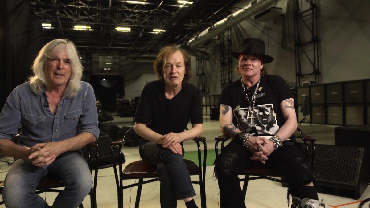 Axl Rose Appears In Ad With AC/DC