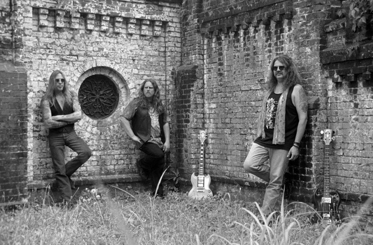 Early Govt Mule Kirk West
