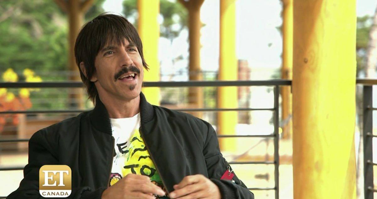 Kiedis RHCP ET Canada Screengrab Crop