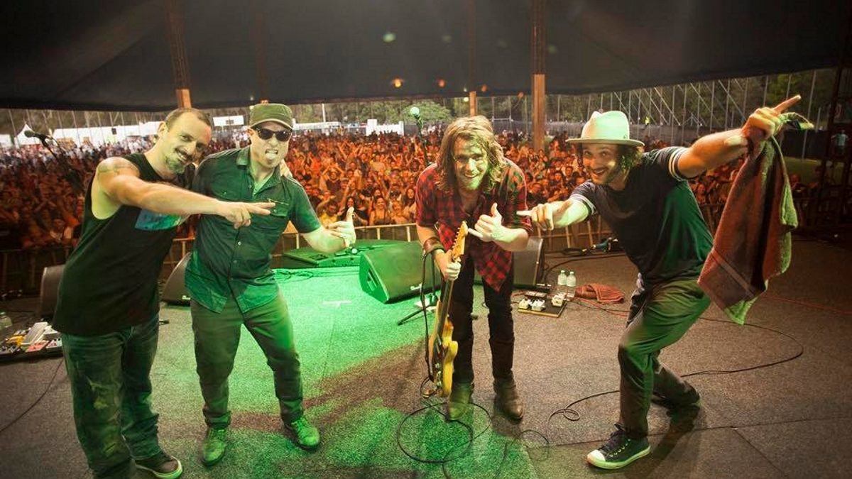 Lukas Nelson & Promise Of The Real Cover California-Centric Songs In San Francisco