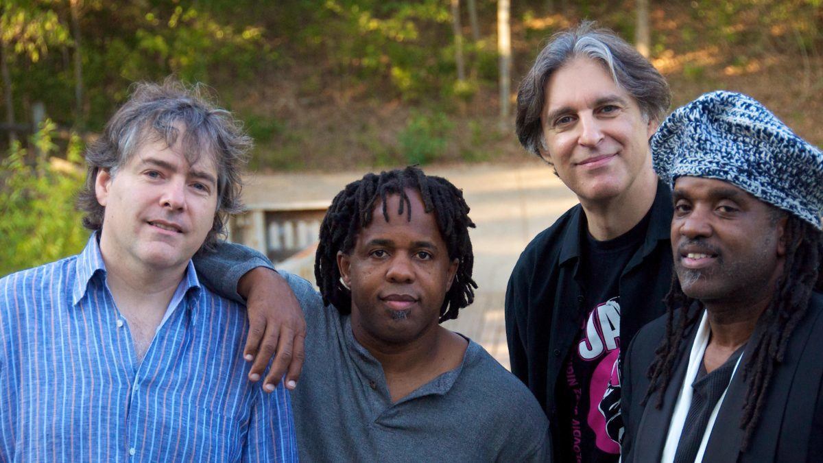 Béla Fleck And The Flecktones Confirm 8 Summer 2018 Tour Dates
