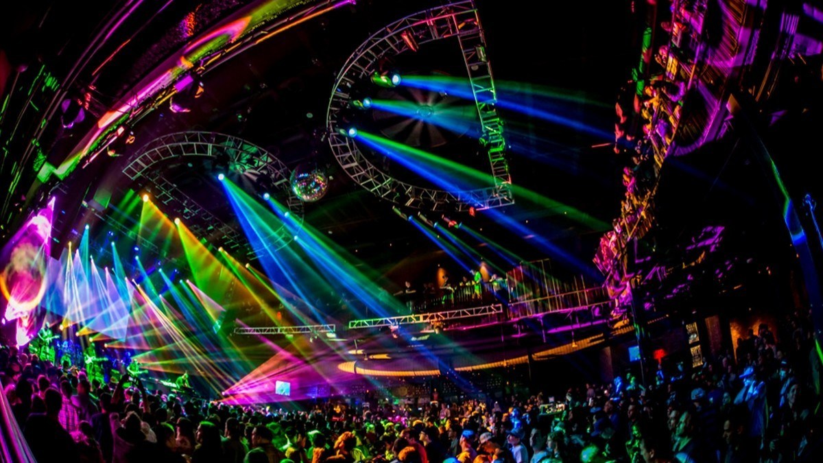 Recap, Photos & Setlist: Umphrey’s McGee Plays UMBowl VII In Las Vegas