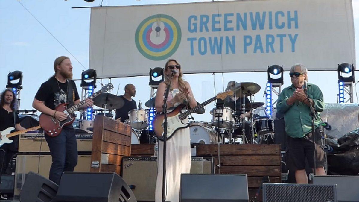 Tedeschi Trucks Band Welcomes Col. Bruce Hampton, Ronnie McCoury & Del McCoury
