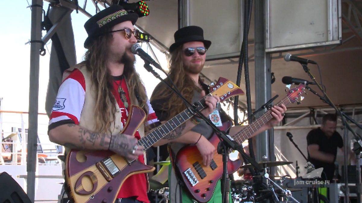 Pro-Shot Video: Twiddle Takes 'Gatsby The Great' Deep On Jam Cruise 14