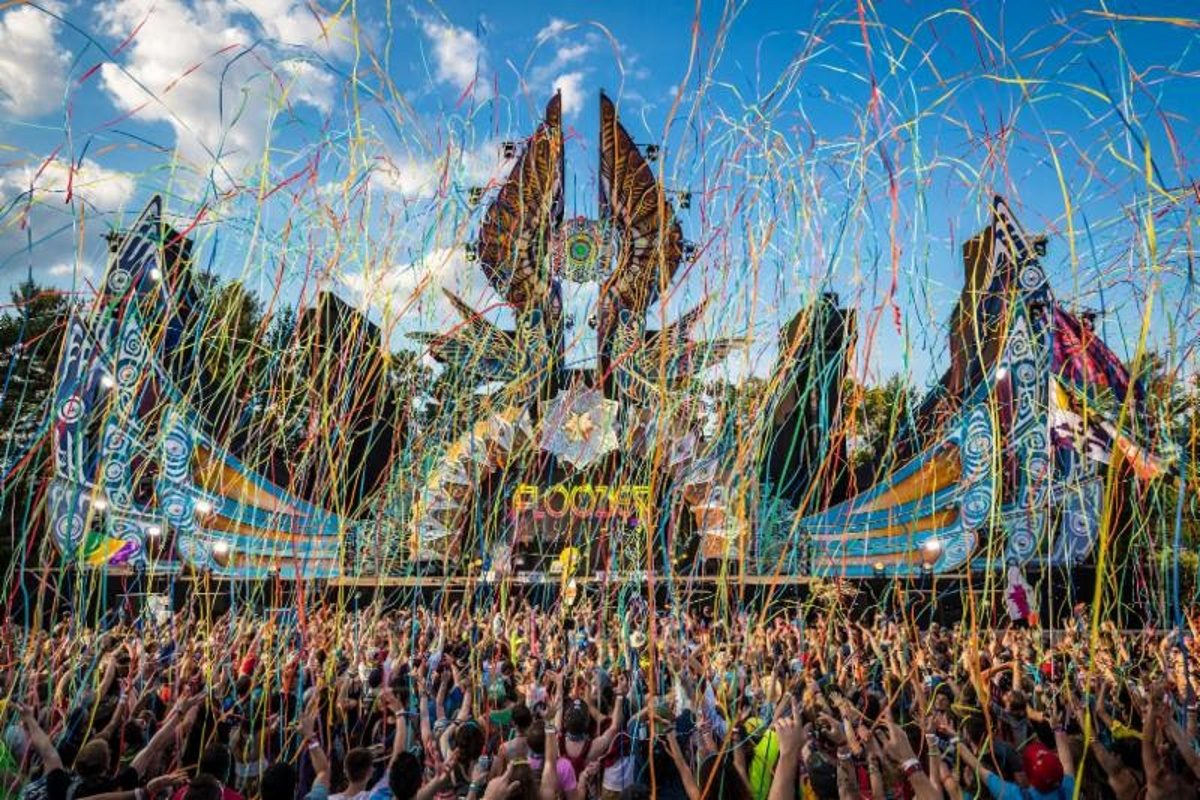 Floozies aLive Coverage