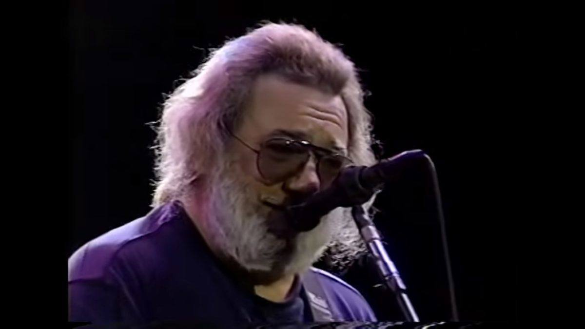 Grateful Dead Opens With Euphoric 'Eyes Of The World' On This Date In 1991