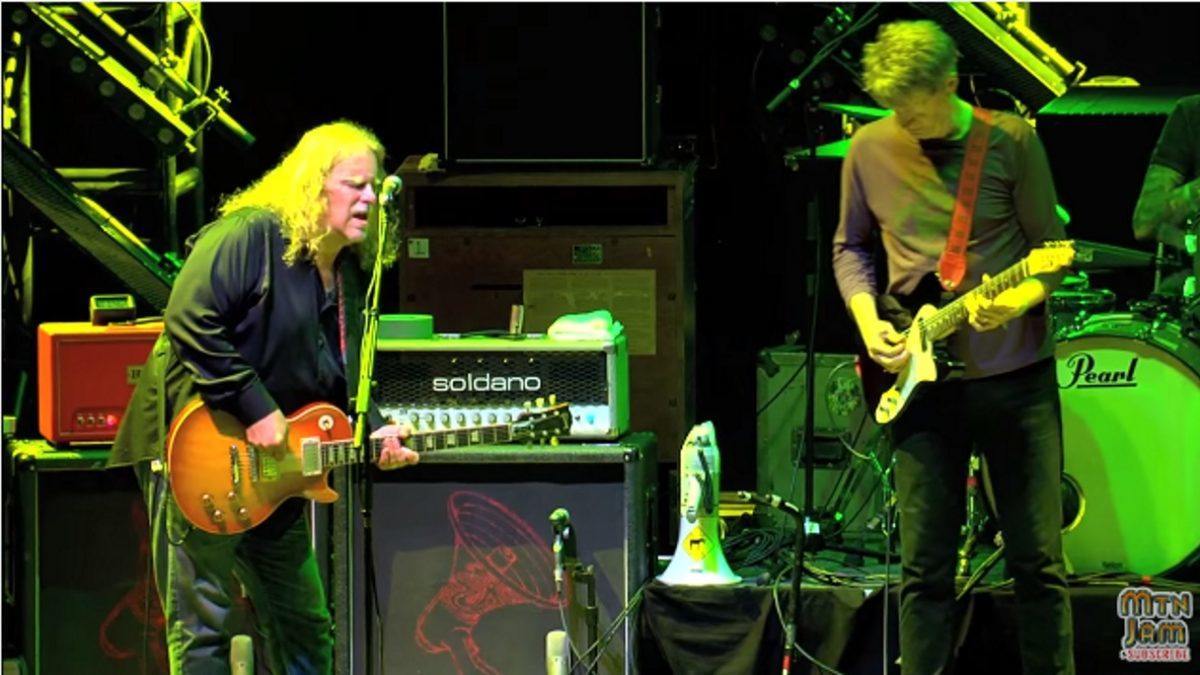 Pro-Shot Video: Gov't Mule Welcomes Nels Cline At Mountain Jam