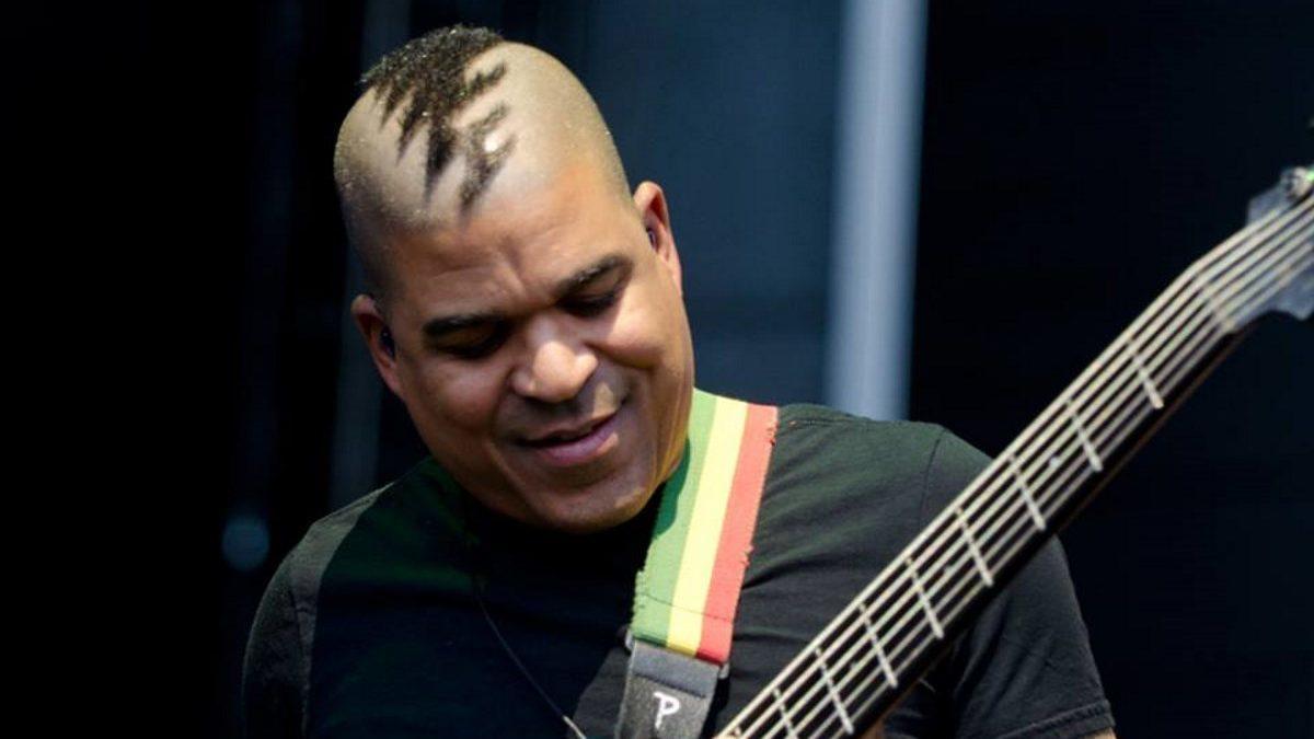 Oteil Burbridge Shows Off Steal Your Face Mohawk