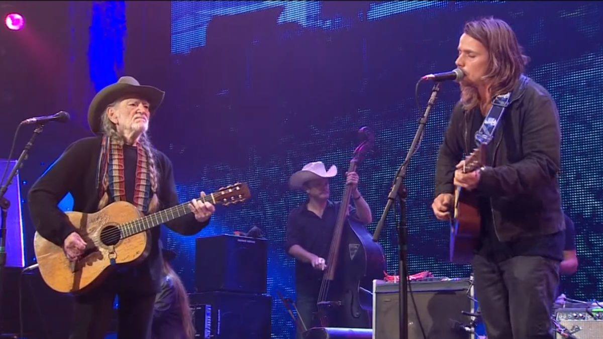 Father & Child Reunions: 7 Dads Performing With Their Kids
