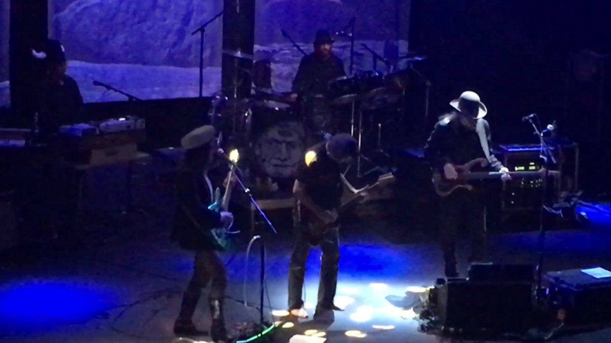 Dean Ween Guests On Primus Song With The Claypool Lennon Delirium In Port Chester
