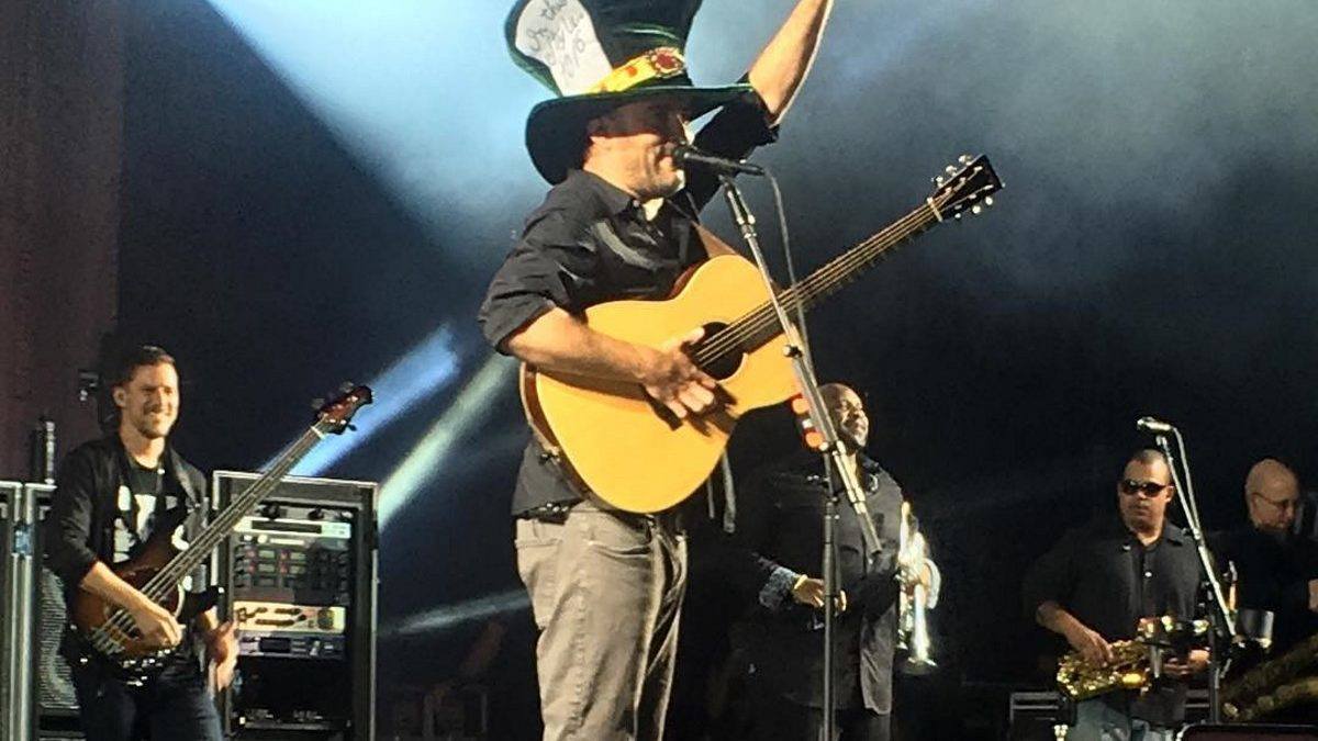 Saxophonist Sam Kininger Guests With Dave Matthews Band In Syracuse