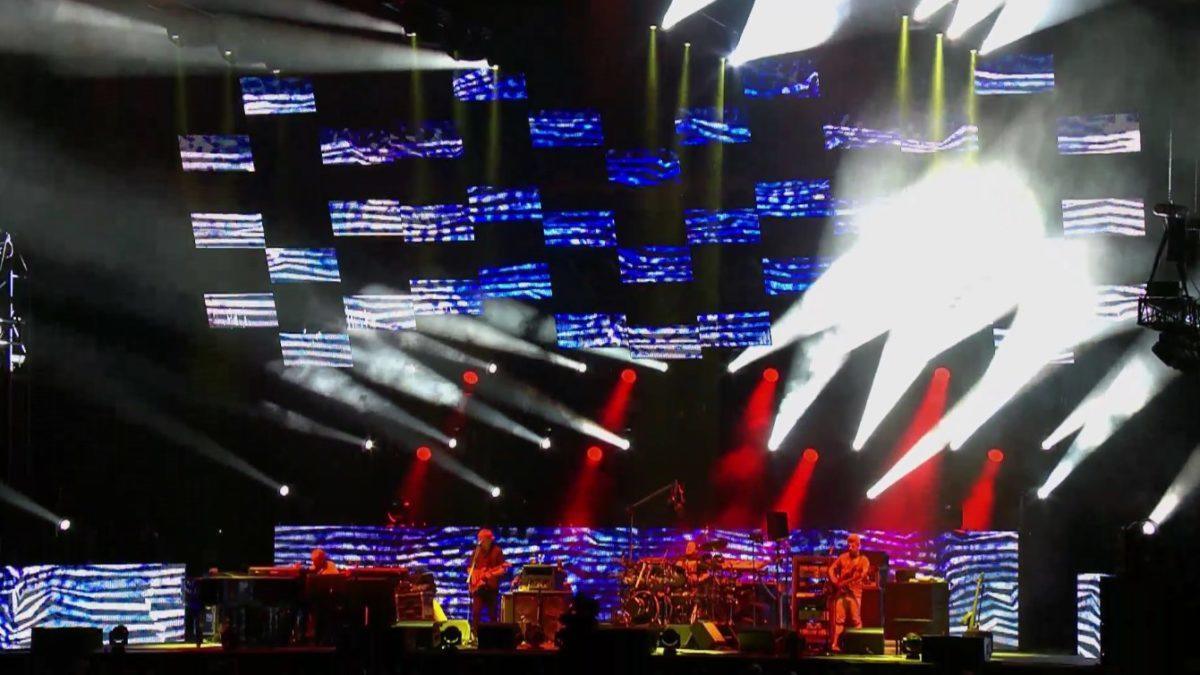 The Story Behind The New Phish Lighting Rig Featuring LED Panels