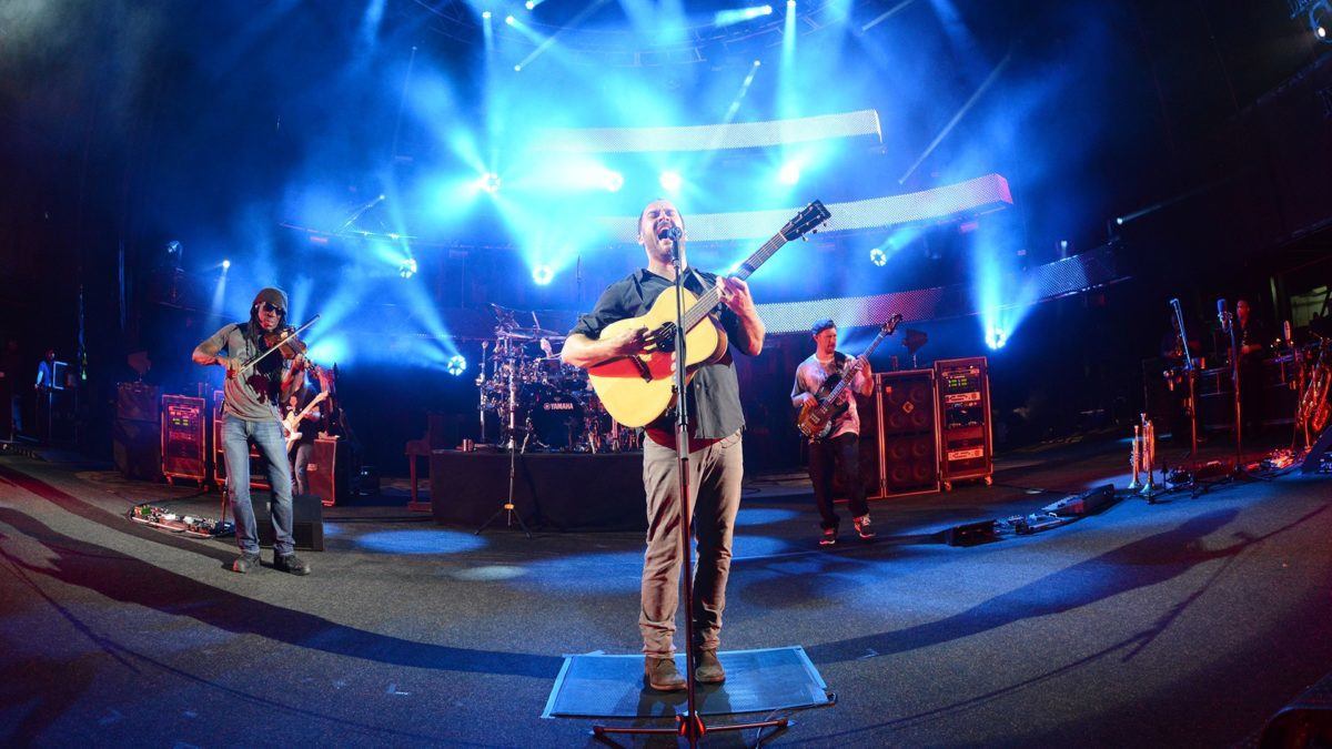 Dave Matthews Band Announces New Album & 2018 Summer Tour