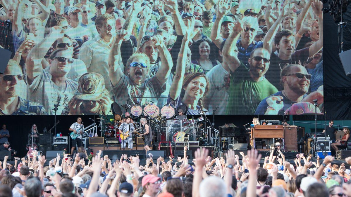 The Fans At Fenway: Dead & Company Play Iconic Boston Venue - Photos, Oteil Cam Videos & Audio