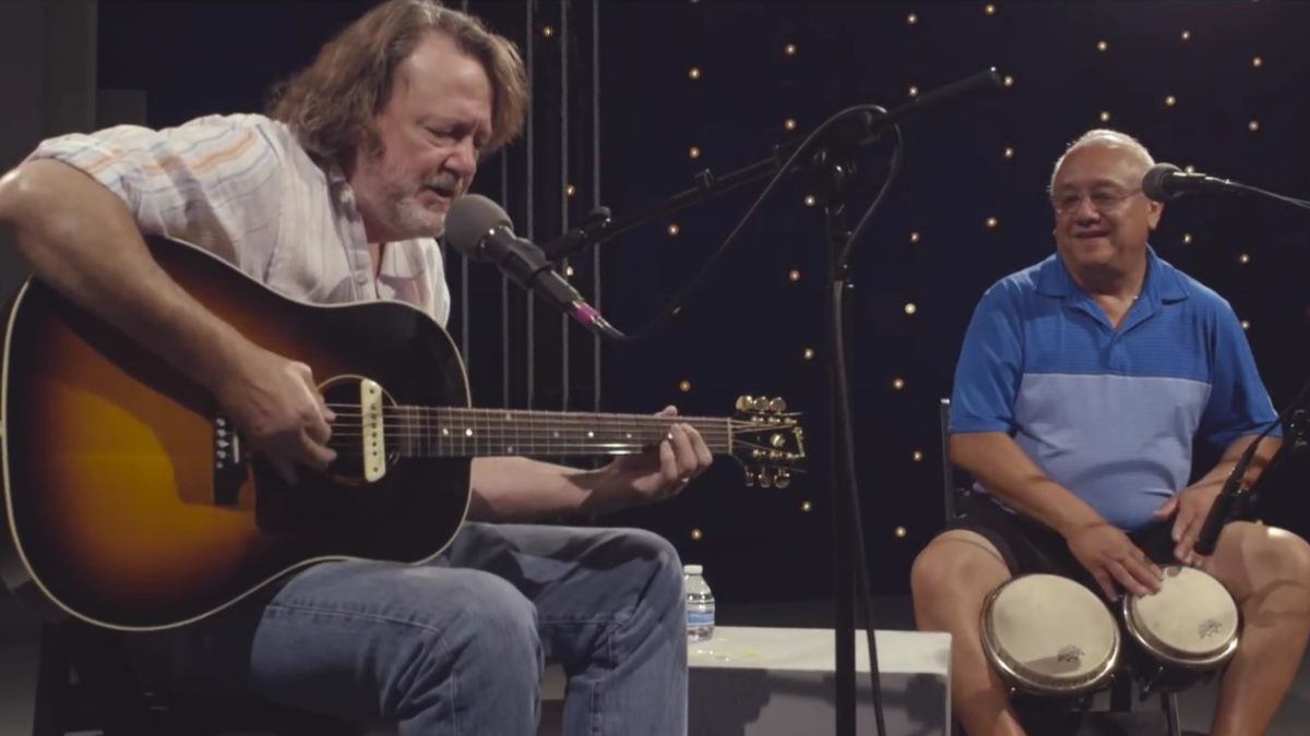 Widespread Panic’s John Bell & Sunny Ortiz Play Acoustic Radio Session