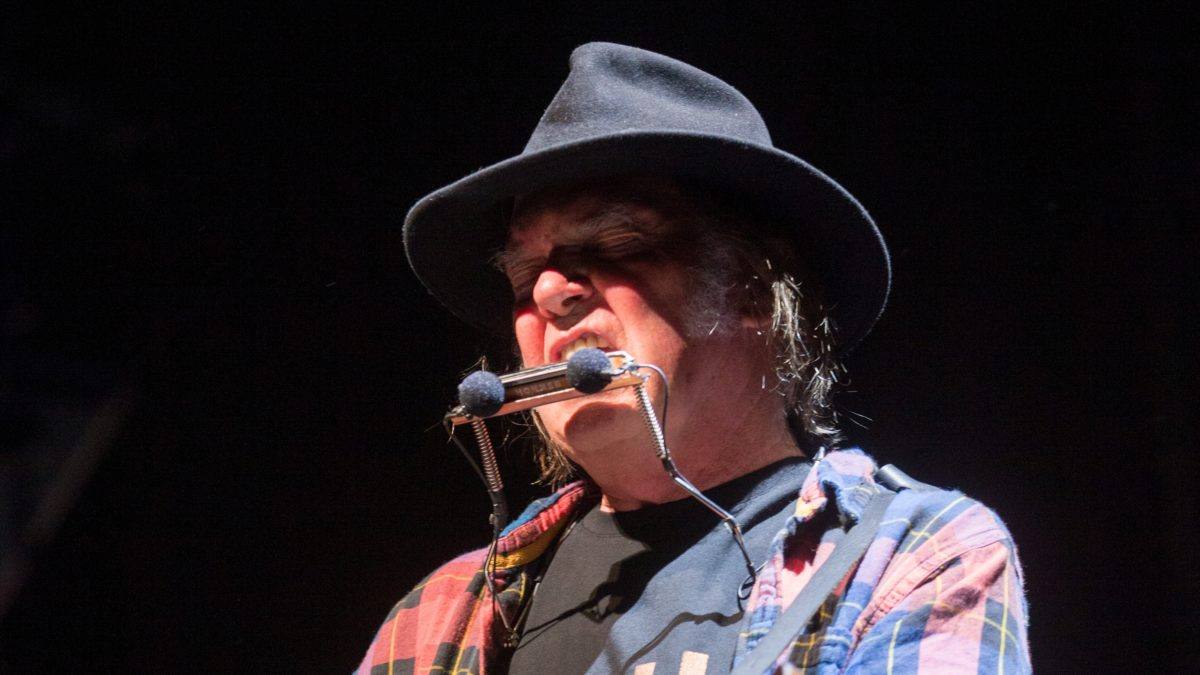 Neil Young & Promise Of The Real Extends Fall Tour