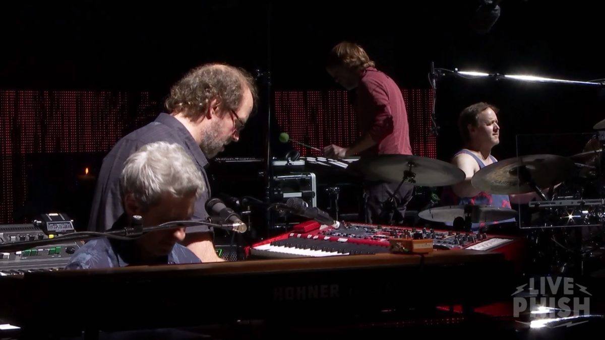 Pro-Shot Video: Phish Shares Massive ‘Chalk Dust Torture’ From SPAC