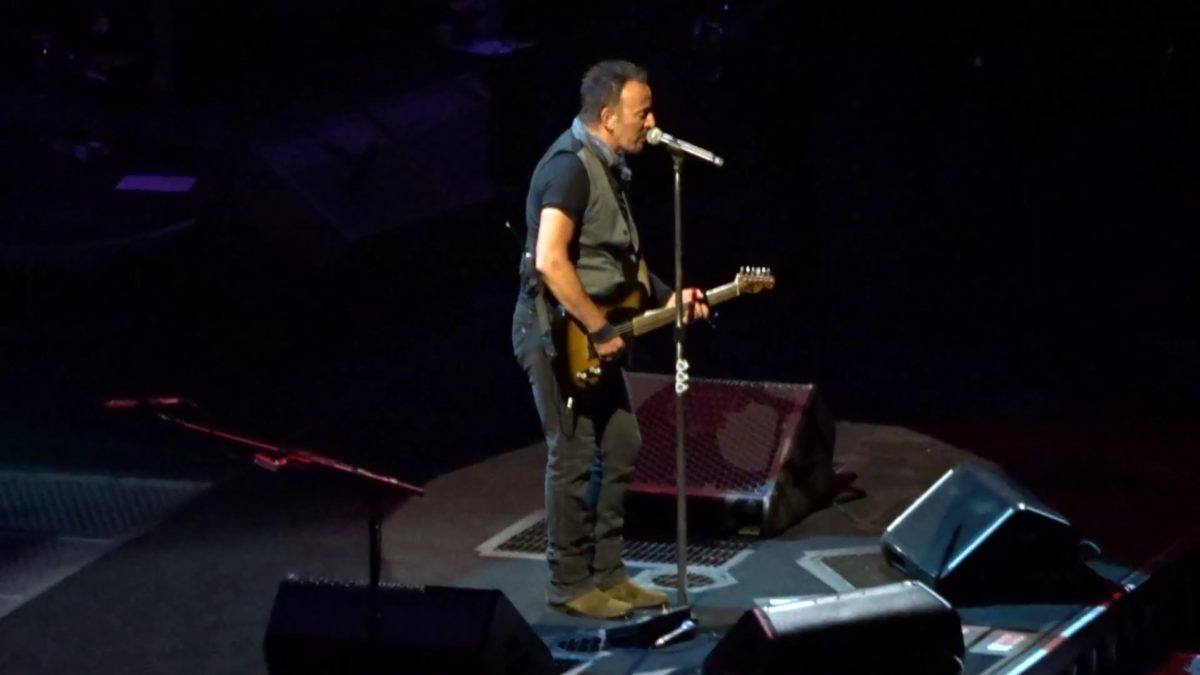 Bruce Springsteen Speaks Up Against 'Muslim Ban' At Adelaide Concert