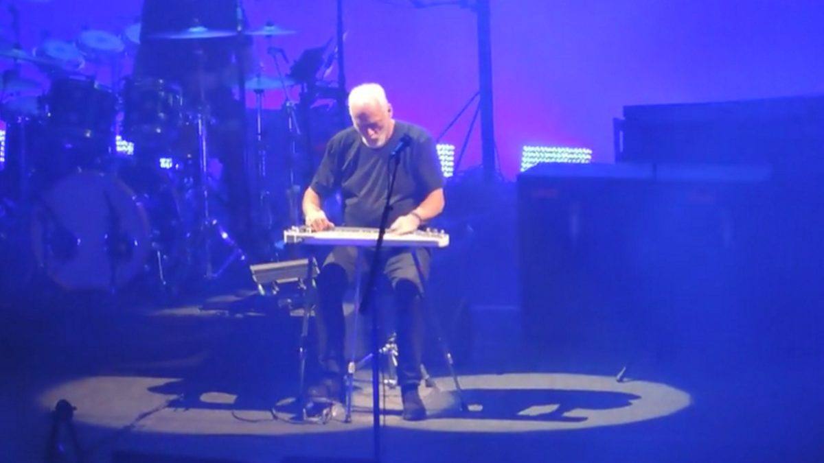 Watch David Gilmour Perform 'The Great Gig In The Sky' In Verona