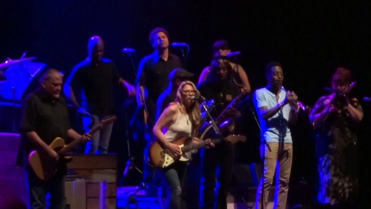 Tedeschi Trucks Band Welcomes Guests Galore At SPAC In Saratoga Springs