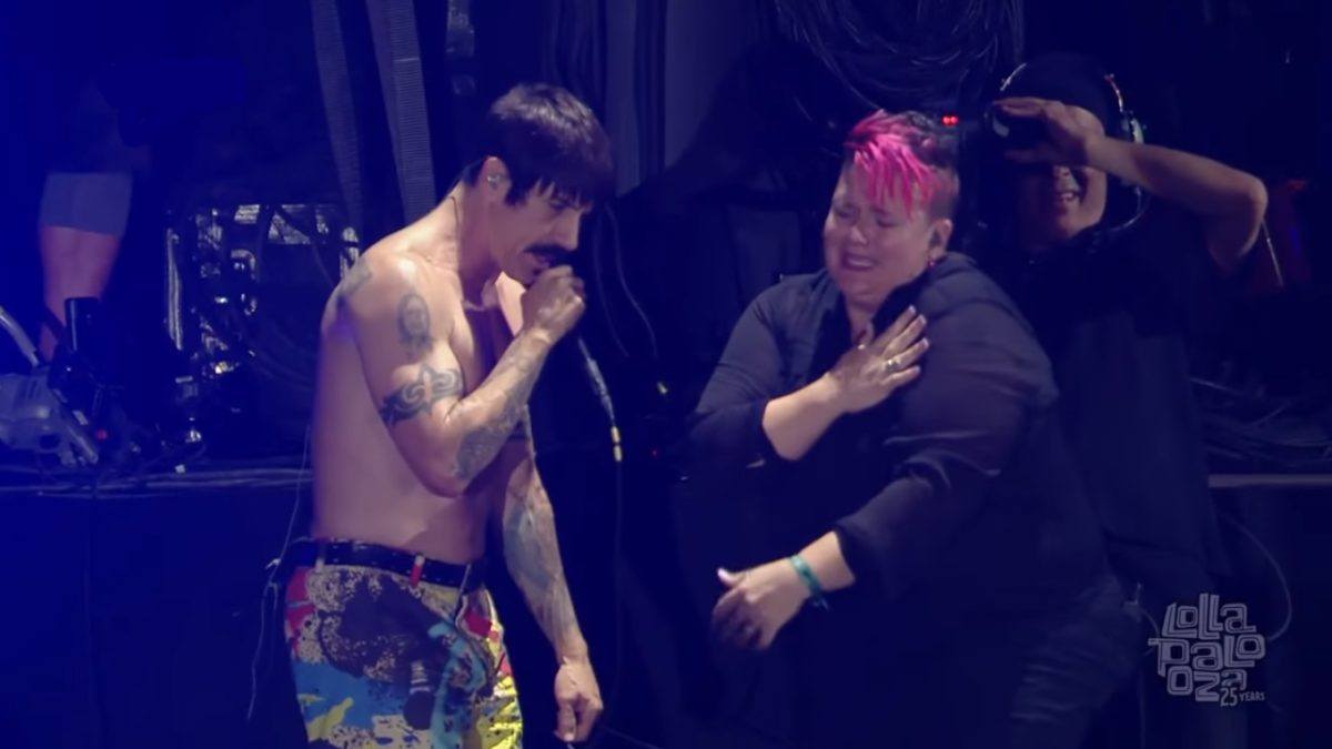 Pro-Shot Video: Red Hot Chili Peppers Lollapalooza Set Features Jane's Addiction Cover