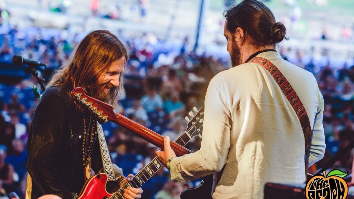 Blackberry Smoke Welcomes Rich Robinson For 'Wiser Time' At Peach Music Festival