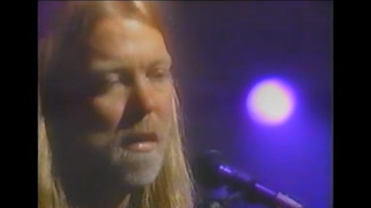 Gregg Allman Performs On ‘The Inside Track With Graham Nash’ In 1990