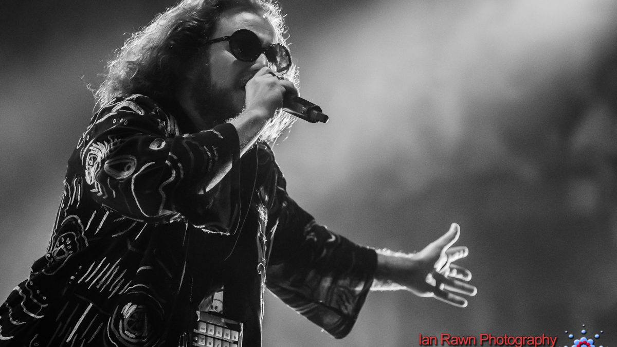 My Morning Jacket Debuts Pink Floyd Cover & Busts Out Elton John Cover In Chattanooga