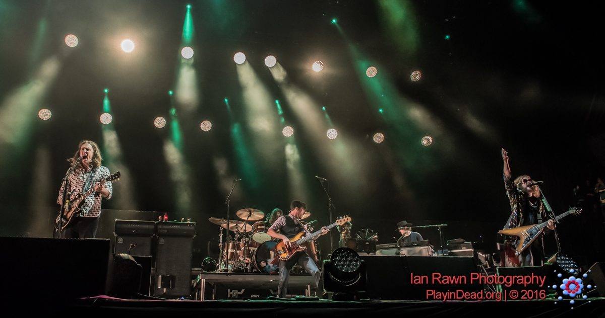 MMJ Lockn Rawn Crop