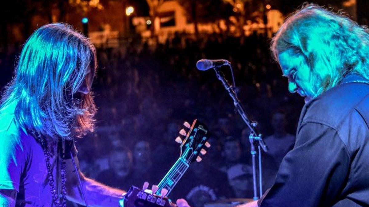 Gov't Mule Busts Out Neil Young Covers With Members Of Blackberry Smoke