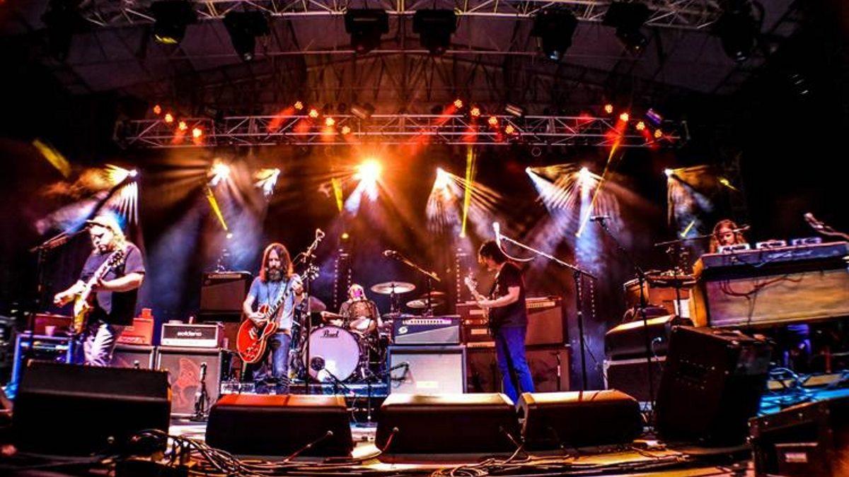 Members Of Blackberry Smoke Jam On 'Cortez' With Gov't Mule In Asbury Park
