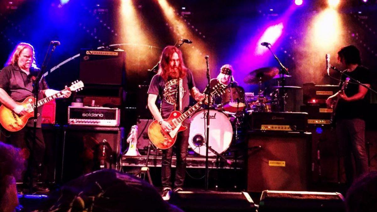 Charlie Starr Joins Gov’t Mule For Double ‘Jesus’ Encore In Iowa