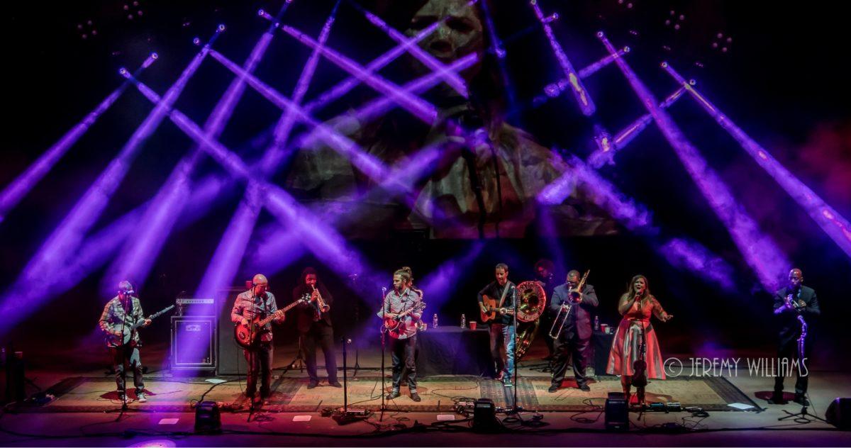 Yonder Red Rocks Williams Crop 2016 1