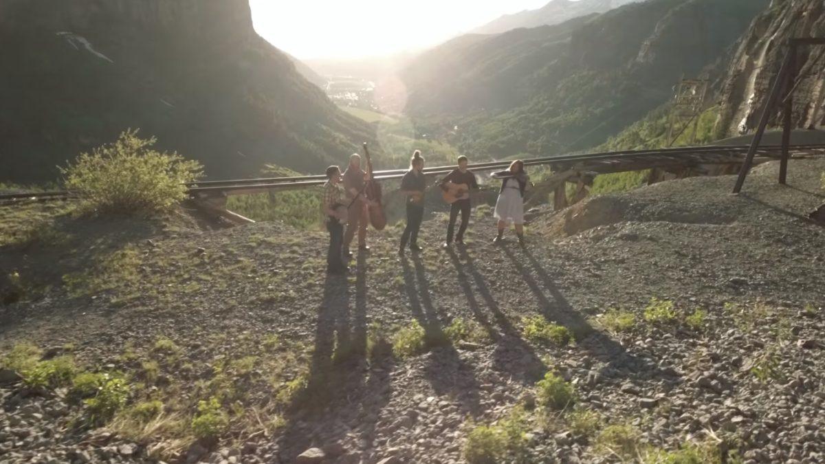 Yonder Mountain String Band Shares 'Alison,' First Single Off New Album